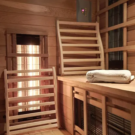 Incontournable Avec Sauna Et Piscine Dans Un Petit Paradis Du Barbant Wallon *