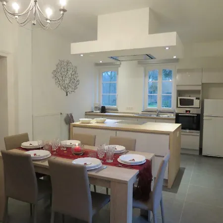 Incontournable Avec Sauna Et Piscine Dans Un Petit Paradis Du Barbant Wallon *